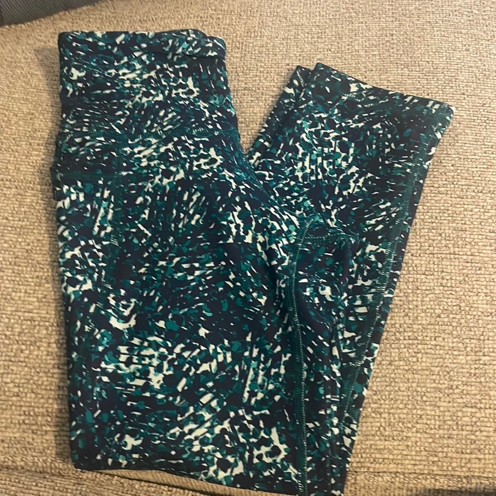 High rise Elevate powersoft old navy legging size XS